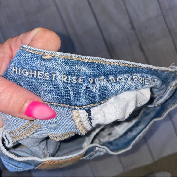 American Eagle Highest Rise 90s Boyfriend Jeans - Picture 3 of 8
